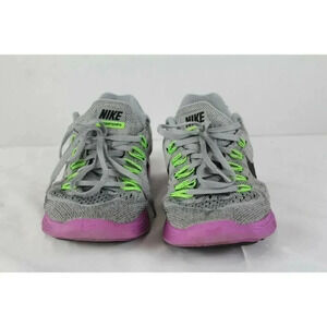 ladies Nike Free shoes size 9